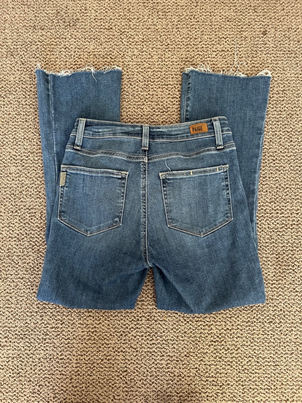 Paige High rise flare jean - Picture 3 of 5